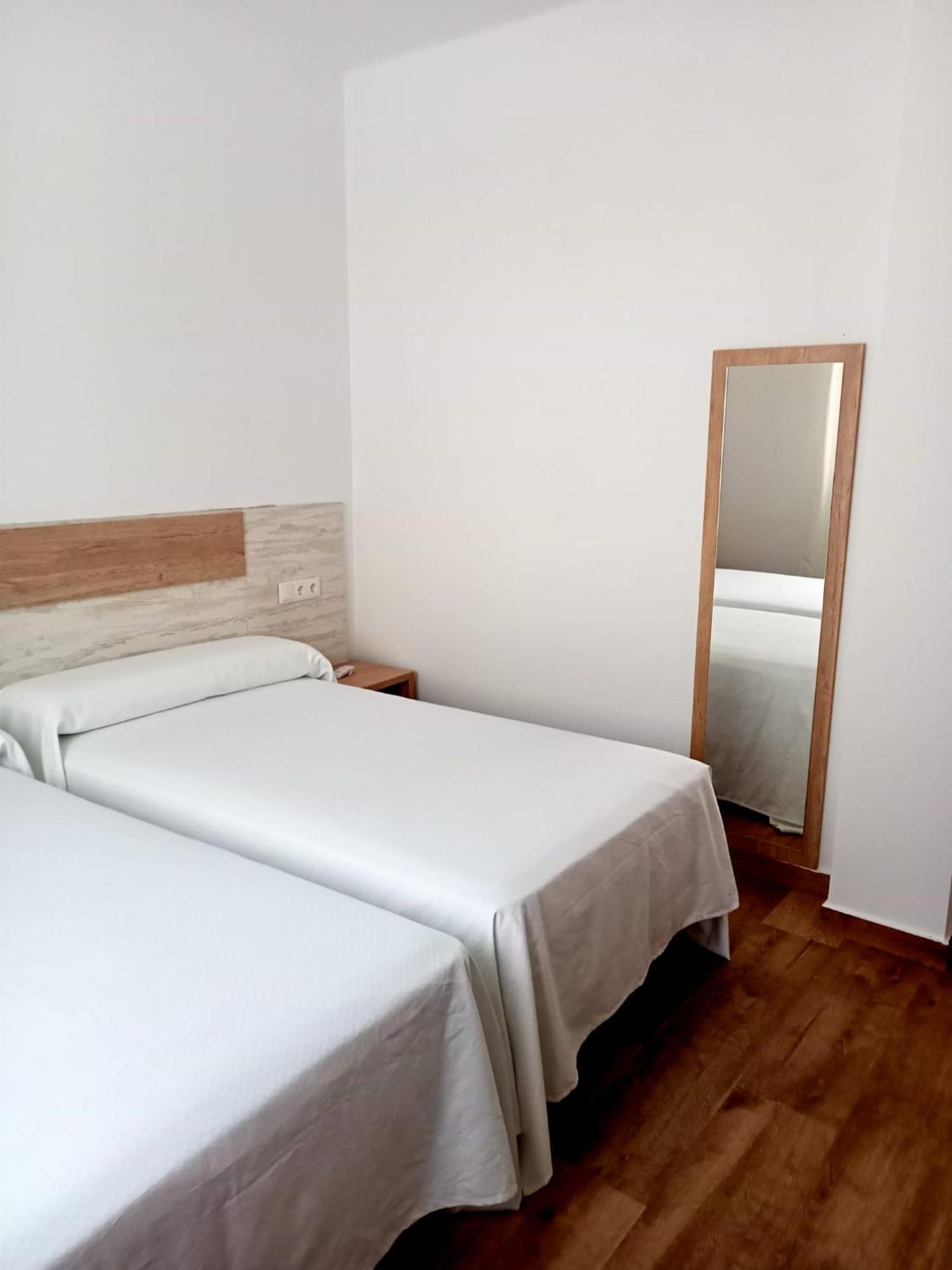 Apartamentos El Arenal Асебо Номер фото
